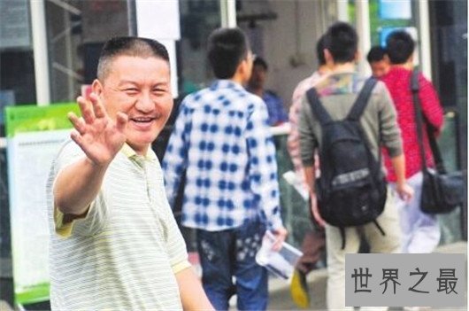 高考最牛钉子户梁实，51岁高龄参考22次只为圆梦一本