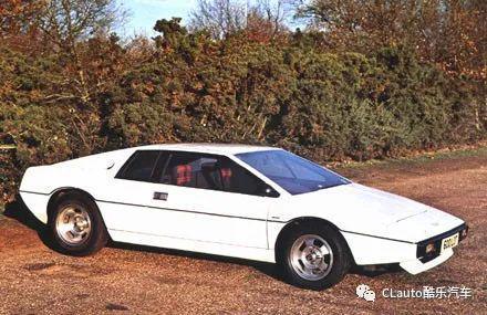 Lotus Esprit —— 路特斯想用这辆像兰博基尼的车，抗衡保时捷，干掉法拉利-