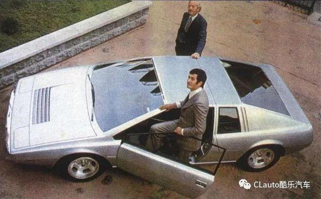 Lotus Esprit —— 路特斯想用这辆像兰博基尼的车，抗衡保时捷，干掉法拉利-