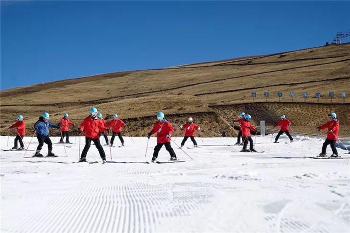 实用干货！会泽大海草山国际滑雪场最全攻略出炉！