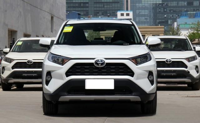 预算18万，CRV和RAV4究竟该怎么选？对比后才知道差距-